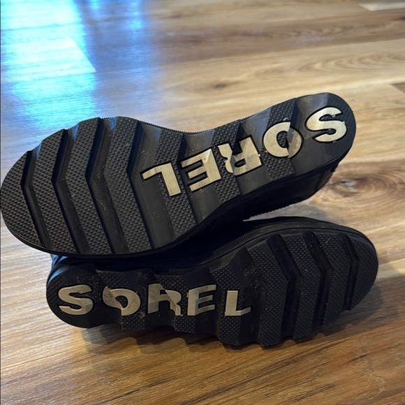 Women's Sorel Ankle Boots - Picture 7 of 7